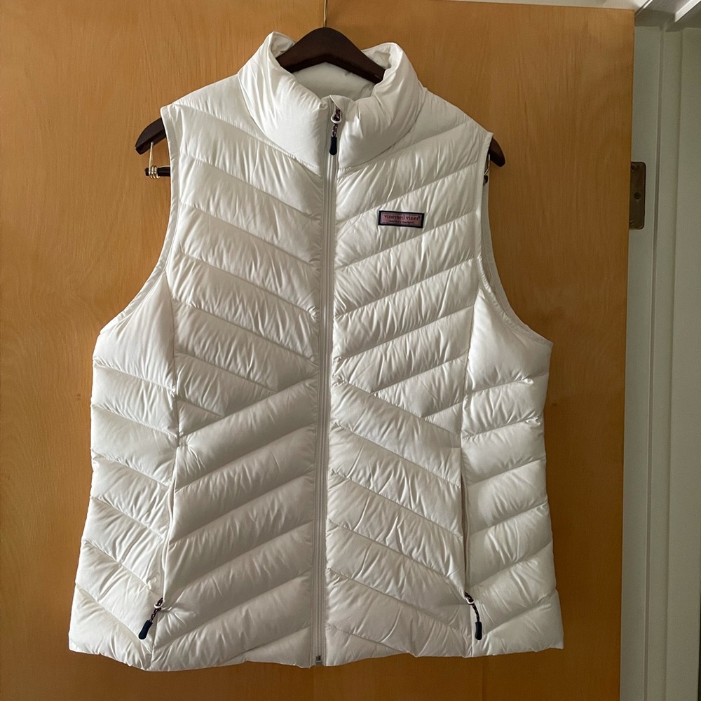 Vineyard Vines down vest